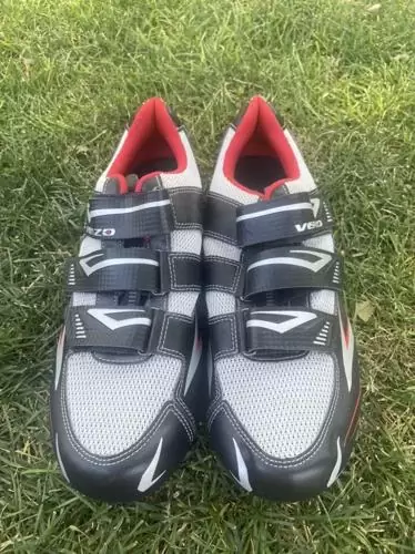 $35 Venzo Men’s size 10.5 Gray/Black Cycling Shoes
                                                in
                                Riverton,
                                Utah
